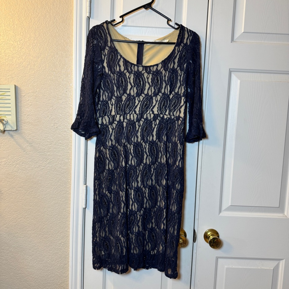 Liberty Love Elegant Navy Lace Dress, w/ Tan Silky Lining & Ruffle Sleeves, Sz L